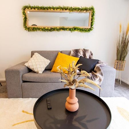 Glamorous 2 Bed Cbd Townhouse W/King Bed كريستتشيرش المظهر الخارجي الصورة
